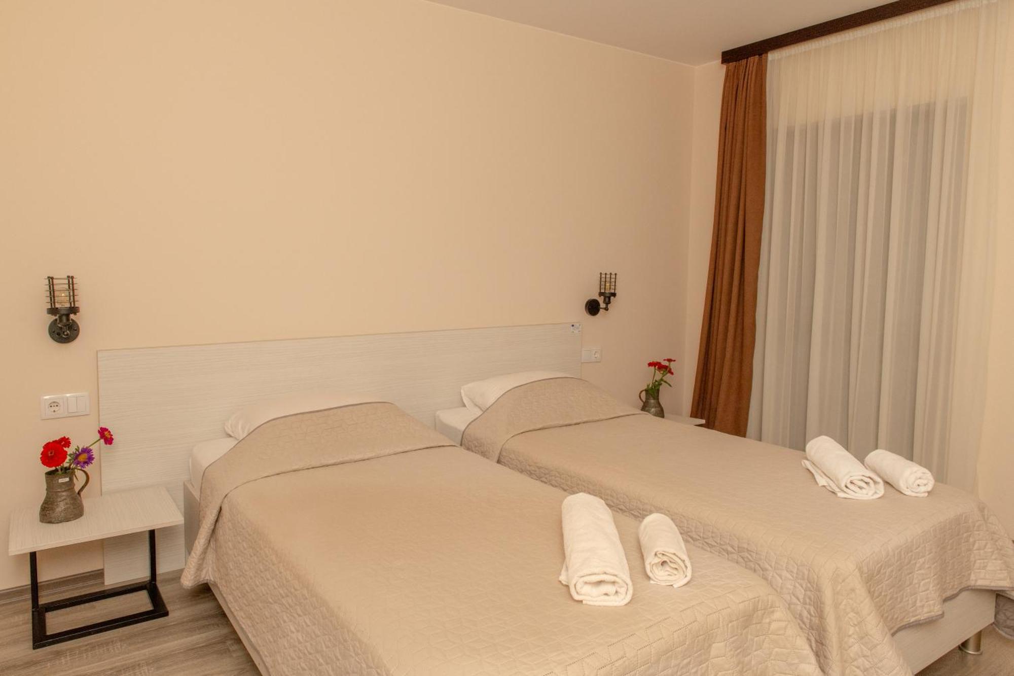 Alvani Inn K'vemo Alvani المظهر الخارجي الصورة